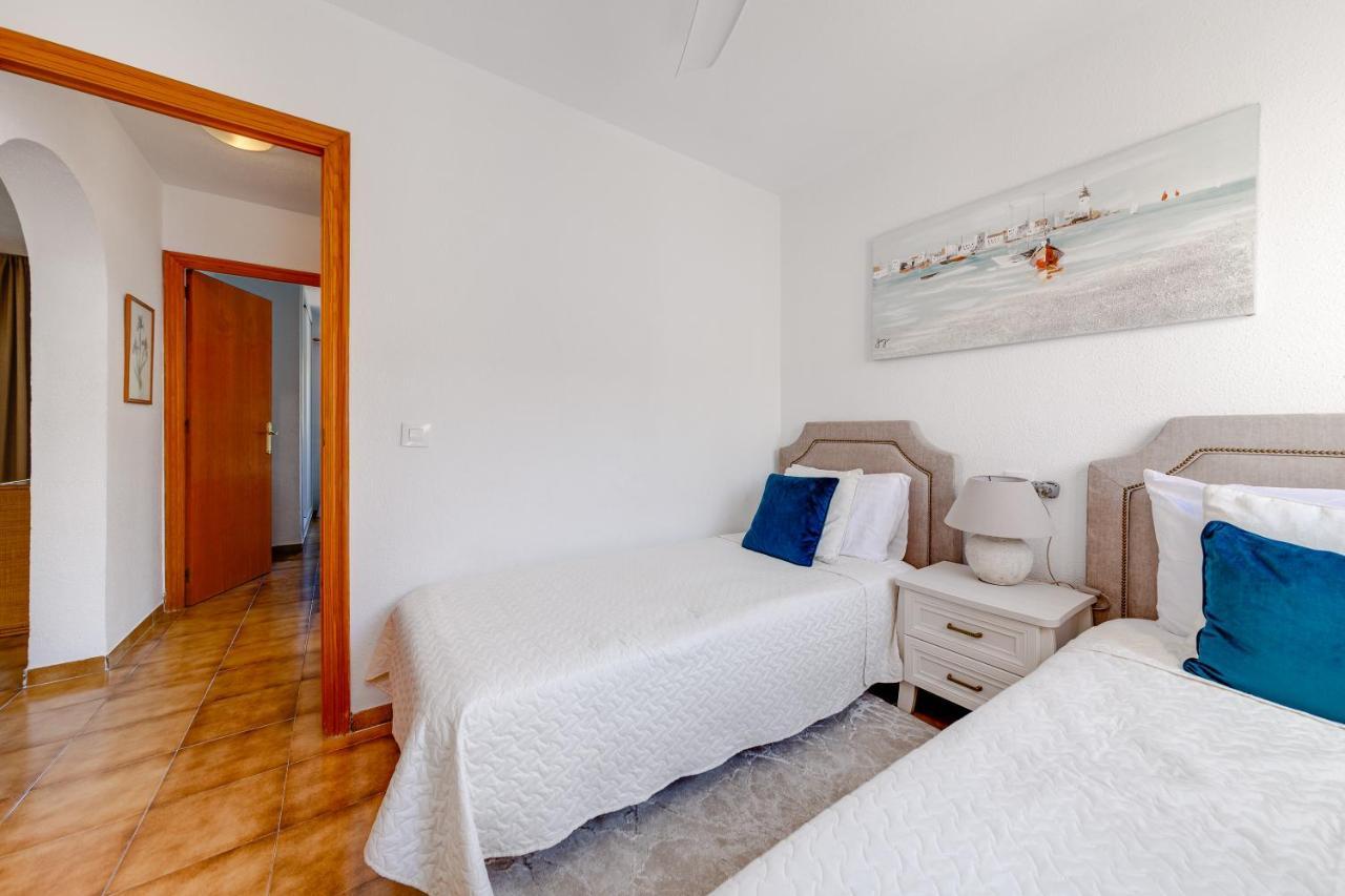 Cb Living - 2 Bedroom Beach Condo, Playa Flamenca Orihuela Bagian luar foto