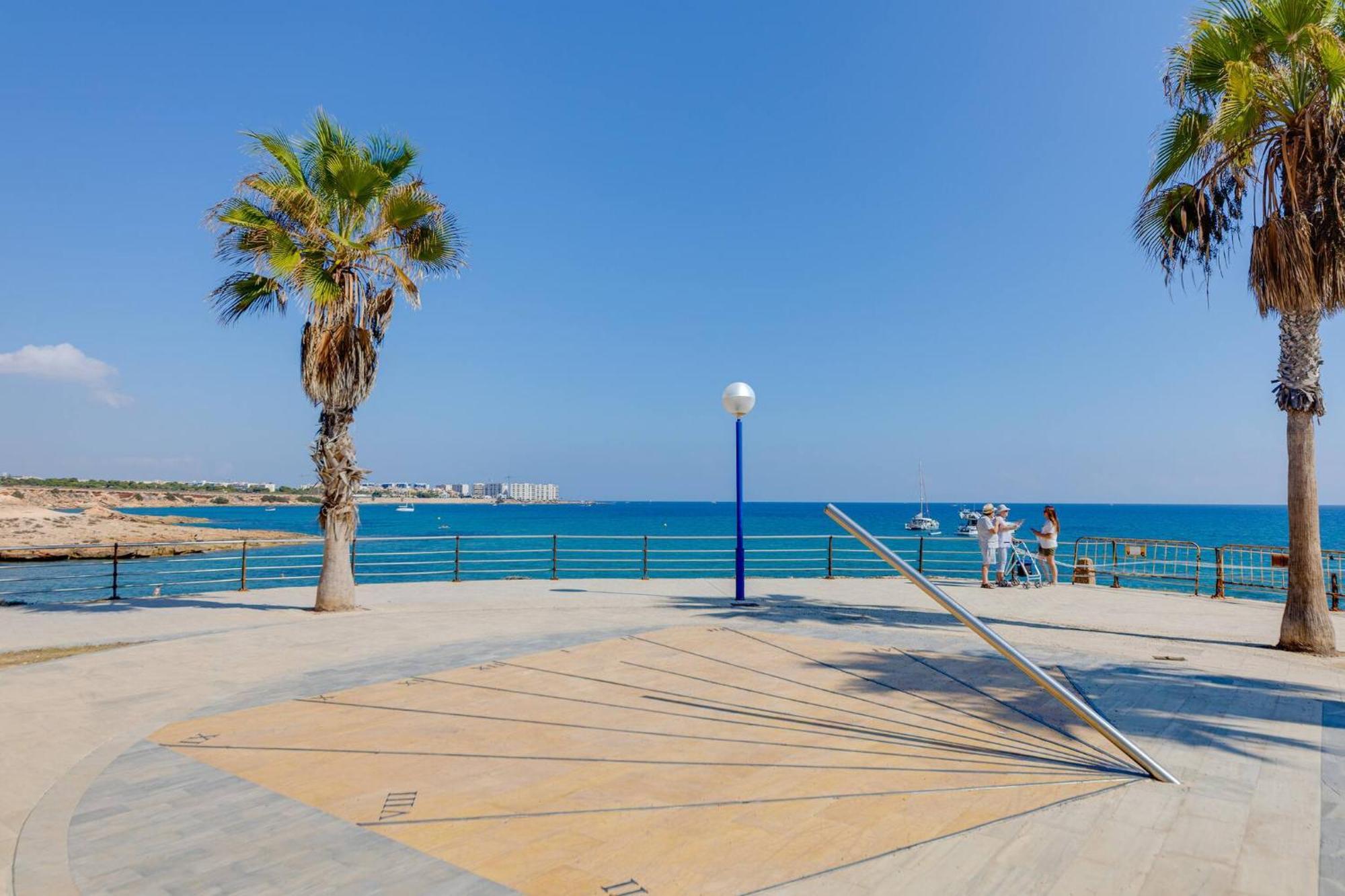 Cb Living - 2 Bedroom Beach Condo, Playa Flamenca Orihuela Bagian luar foto